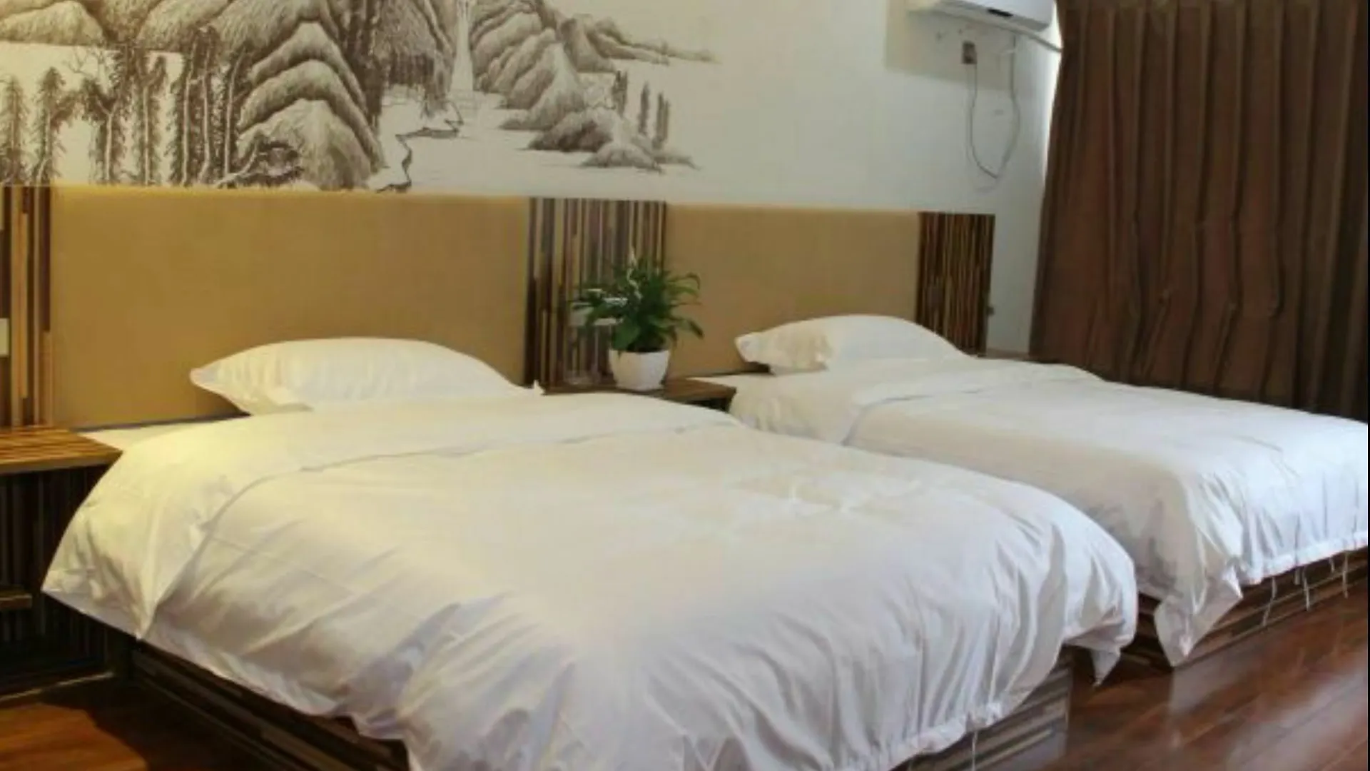 Luoyang Meining Hotel 3*, Luoyang (Henan)